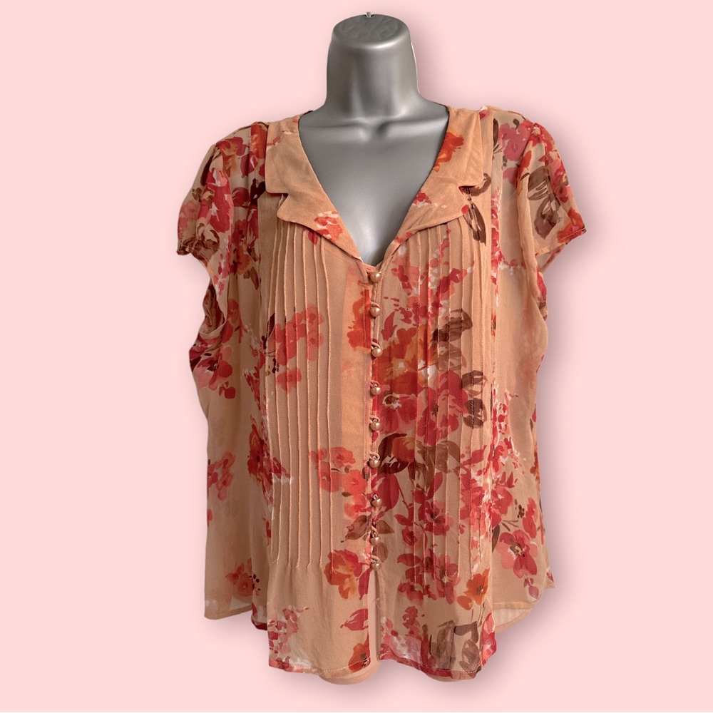 Adorable 2 piece silk blouse